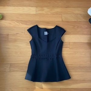 Clover canyon cap sleeve black top